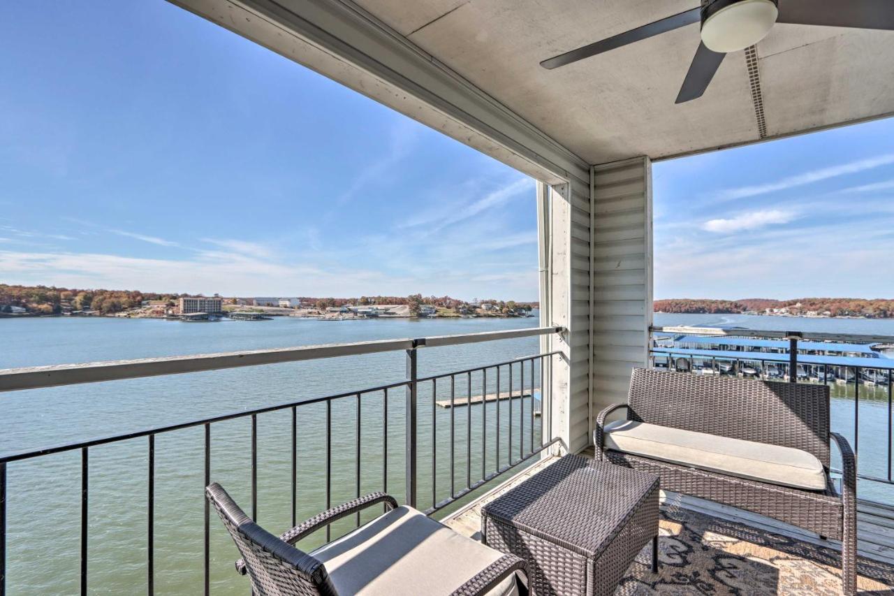 Sunny Osage Beach With Balcony And Lakefront View ภายนอก รูปภาพ