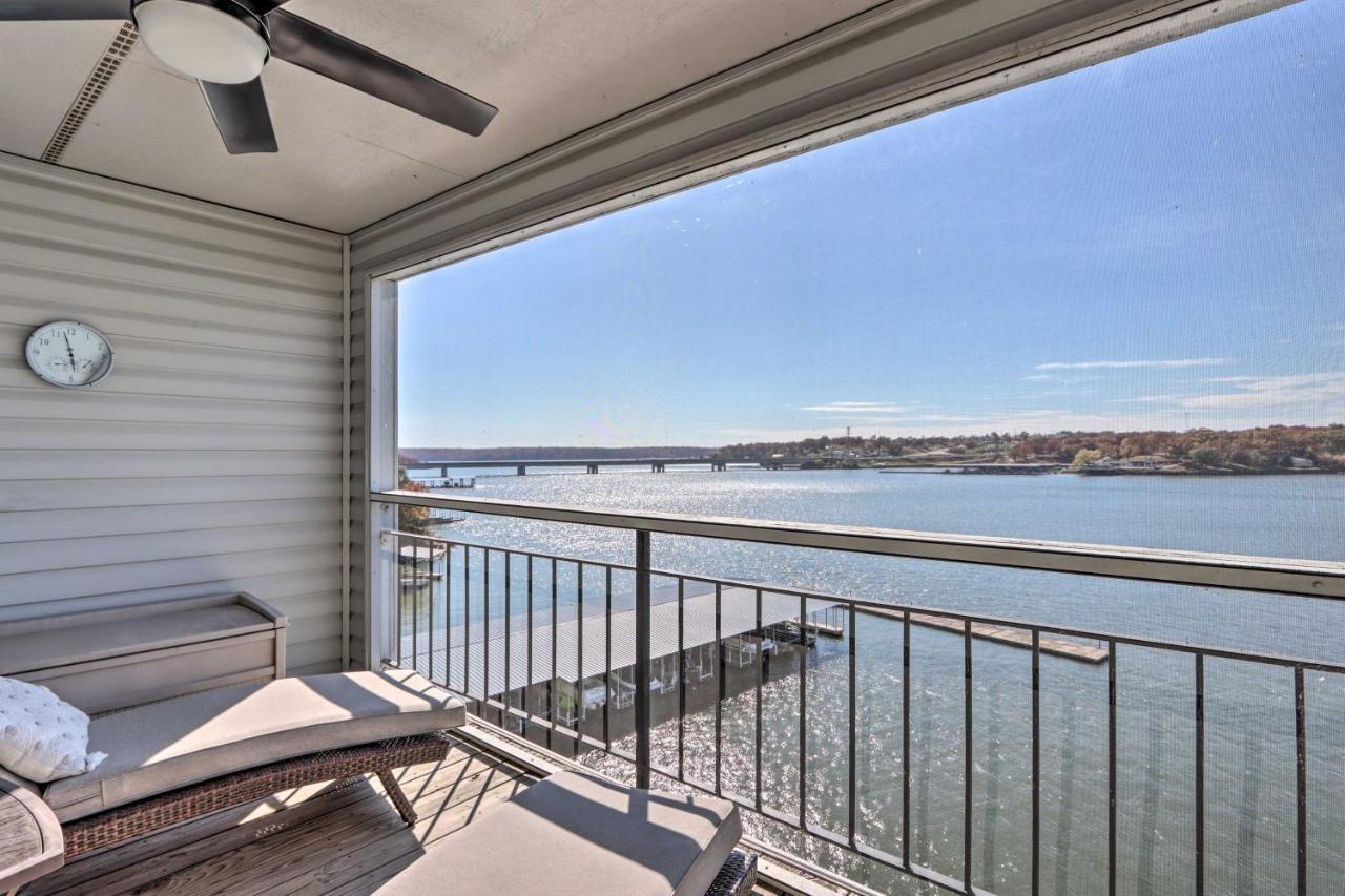 Sunny Osage Beach With Balcony And Lakefront View ภายนอก รูปภาพ